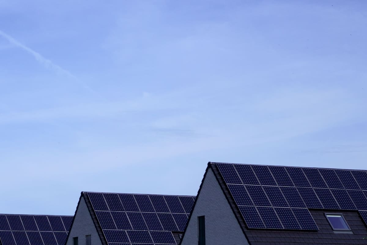 Je eigen mini-energiecentrale: de slimste manier om je te wapenen tegen de energiemarkt
