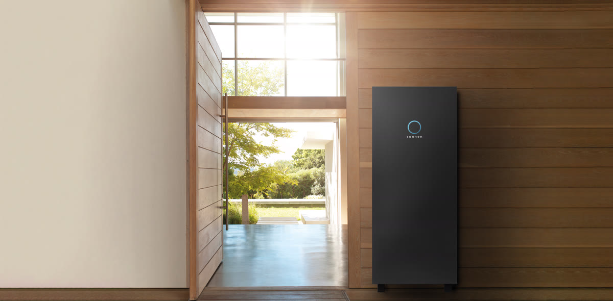 Residentiële thuisbatterij gekoppeld aan Smart-E-Grid